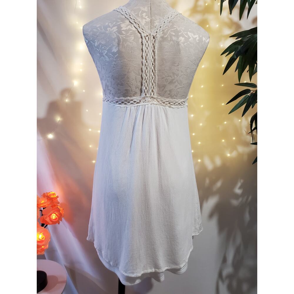 Lulu's Gauzy Racerback Crochet Semi Hi-Low Lined White Tunic Tank Women's S - Picture 3 of 7